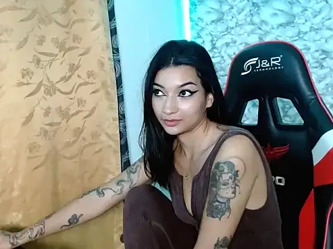 Marianamoon1 online show from June 4, 2026, 1:16 pm