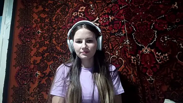Chloe wayy online show from June 4, 2026, 3:28 pm