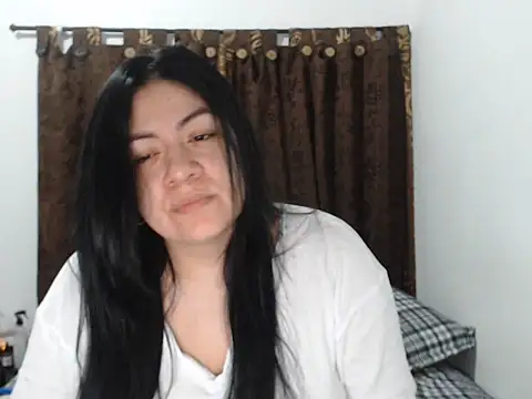 Luna-dark online show from July 14, 2026, 2:38 am