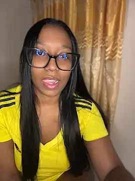 Snapshot of chell_iivy chatting on July 8, 2026, 4:24 am chell iivy online show from July 8, 2026, 4:24 am