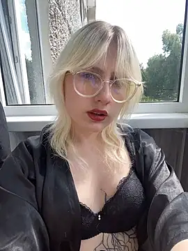 xp blondie online show from June 4, 2026, 11:15 am