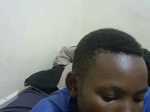 Snapshot of cute_avy0 chatting on July 16, 2026, 3:25 am cute avy0 online show from July 16, 2026, 3:25 am