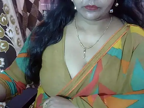 PRIYANKA 023 online show from June 3, 2026, 9:32 am
