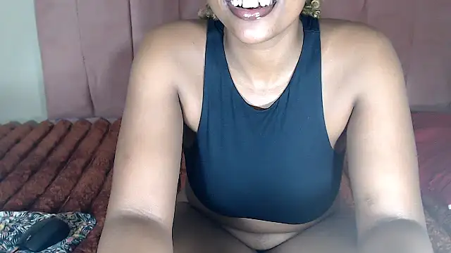 Snapshot of TallCandyx chatting on June 15, 2026, 11:32 am TallCandyx online show from June 15, 2026, 11:32 am
