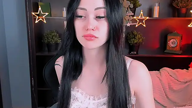 DarinaCaramel online show from June 4, 2026, 10:20 am