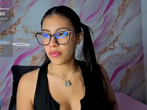 karol gonzalez 1 online show from June 4, 2026, 11:26 am