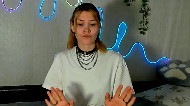 Snapshot of Milena_Stasym chatting on July 3, 2026, 6:09 am Milena Stasym online show from July 3, 2026, 6:09 am