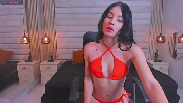 Snapshot of Cloe_Monroee_ chatting on June 2, 2026, 7:25 pm Cloe Monroee online show from June 2, 2026, 7:25 pm