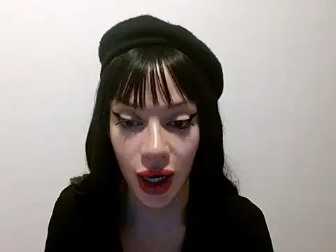 Snapshot of ZantWich chatting on June 10, 2026, 7:48 pm ZantWich online show from June 10, 2026, 7:48 pm