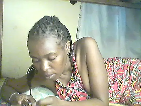 Snapshot of Pinky_monna chatting on June 13, 2026, 8:01 am Pinky monna online show from June 13, 2026, 8:01 am