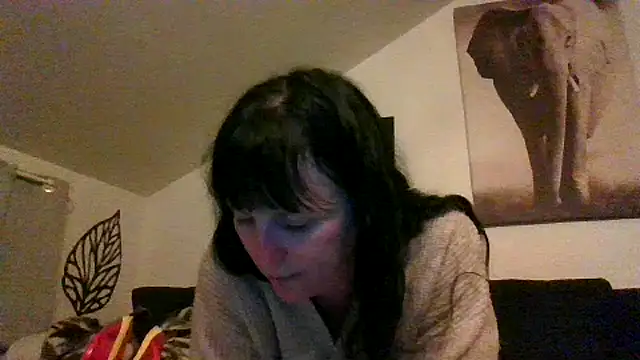 sexujuly88 online show from April 2, 2026, 9:43 pm