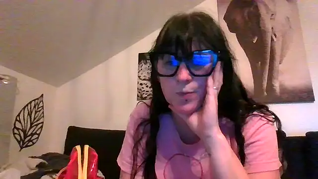 sexujuly88 online show from June 3, 2026, 8:46 pm