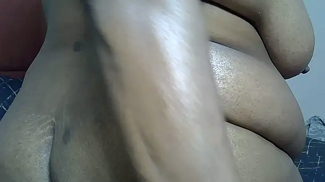 naughtymilf2026 online show from July 13, 2026, 7:57 pm