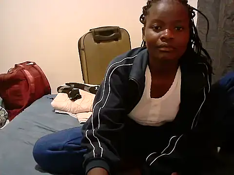 Snapshot of BerryJulie chatting on June 2, 2026, 3:01 pm BerryJulie online show from June 2, 2026, 3:01 pm