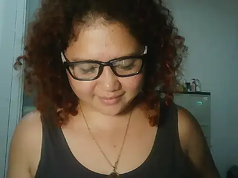 Snapshot of bitchychubby chatting on July 13, 2026, 2:05 pm bitchychubby online show from July 13, 2026, 2:05 pm