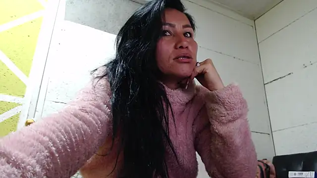 Snapshot of Nicolsweet_ chatting on June 13, 2026, 2:20 am Nicolsweet online show from June 13, 2026, 2:20 am