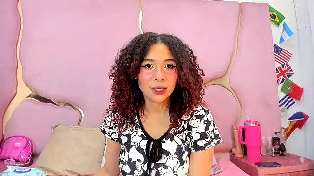 Snapshot of MiaCarterSS chatting on July 25, 2026, 5:04 am MiaCarterSS online show from July 25, 2026, 5:04 am