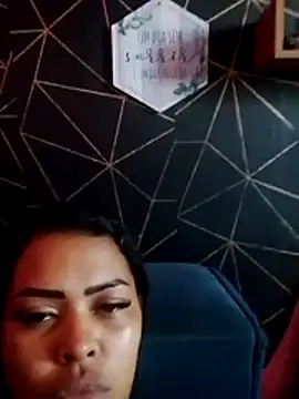 Snapshot of Silmara21 chatting on June 27, 2026, 4:02 pm Silmara21 online show from June 27, 2026, 4:02 pm