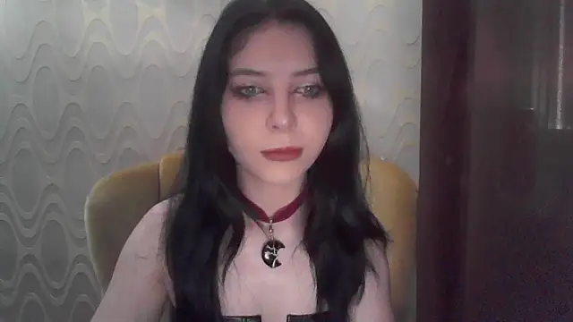 Snapshot of RileyTight chatting on July 2, 2026, 8:31 am RileyTight online show from July 2, 2026, 8:31 am