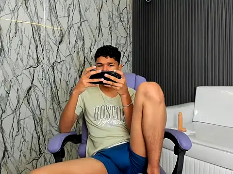 davexxx  online show from June 25, 2026, 5:12 am