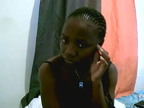 Snapshot of QueenSar chatting on June 27, 2026, 10:54 am QueenSar online show from June 27, 2026, 10:54 am