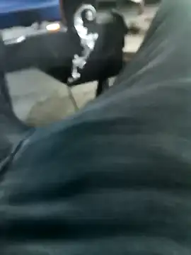 Singlemaleforcouples online show from December 24, 2024, 11:38 am