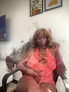 Snapshot of Dottie_shee chatting on June 7, 2026, 10:09 am Dottie shee online show from June 7, 2026, 10:09 am