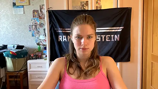 Snapshot of Codi_Rostersy chatting on July 13, 2026, 1:54 pm Codi Rostersy online show from July 13, 2026, 1:54 pm