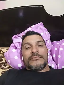 Snapshot of RIchar05 chatting on June 17, 2026, 8:41 pm RIchar05 online show from June 17, 2026, 8:41 pm