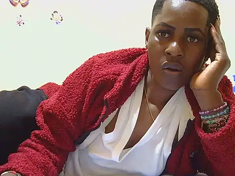 Snapshot of lunah_sexxy chatting on June 30, 2026, 5:13 pm lunah sexxy online show from June 30, 2026, 5:13 pm