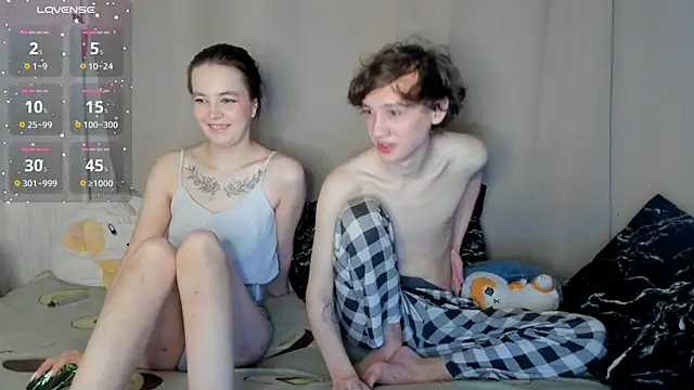 Snapshot of Perfect_CoupleXX chatting on July 28, 2026, 11:48 pm Perfect CoupleXX online show from July 28, 2026, 11:48 pm