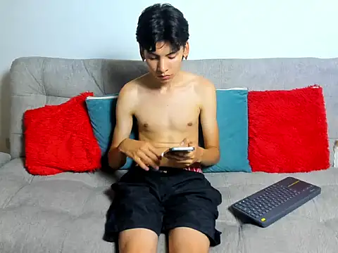 Snapshot of Angel_Dustt1 chatting on July 3, 2026, 9:43 pm Angel Dustt1 online show from July 3, 2026, 9:43 pm