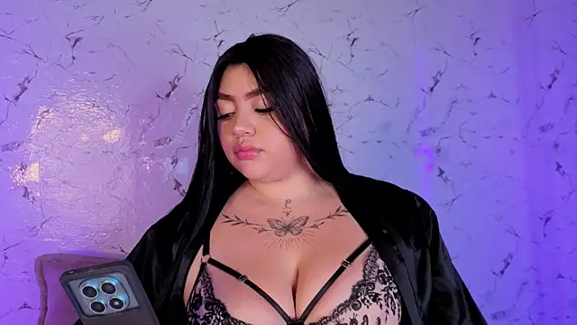 Snapshot of Ashlyn_Parker04 chatting on July 30, 2026, 10:20 pm Ashlyn Parker04 online show from July 30, 2026, 10:20 pm