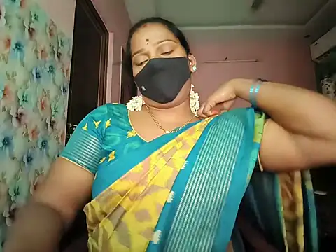 Snapshot of Meenakshy chatting on July 21, 2026, 5:53 am Meenakshy online show from July 21, 2026, 5:53 am