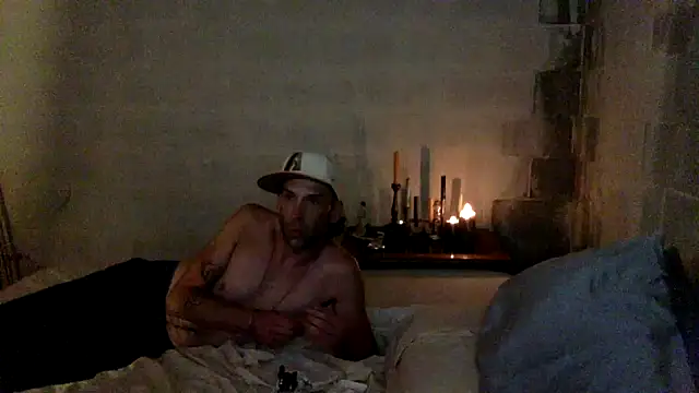 thierrybae online show from July 17, 2026, 4:43 am