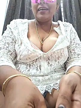 Hot Sreeja Tamil online show from July 20, 2026, 1:02 pm