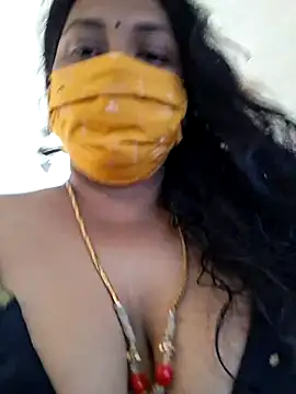 Hot Sreeja Tamil online show from July 22, 2026, 4:58 am