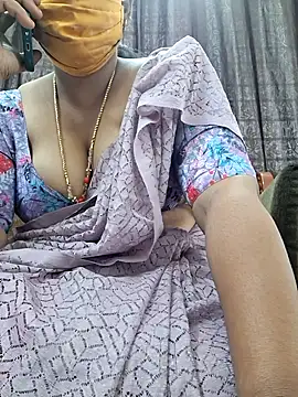 Hot Sreeja Tamil online show from July 9, 2026, 4:46 am