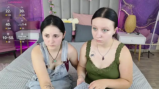 RuthHalll online show from July 16, 2026, 10:01 am