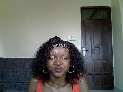 Snapshot of Urfavvduo chatting on July 16, 2026, 6:32 am Urfavvduo online show from July 16, 2026, 6:32 am