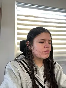 Snapshot of Camila_Duarte_2 chatting on June 25, 2026, 1:49 pm Camila Duarte 2 online show from June 25, 2026, 1:49 pm