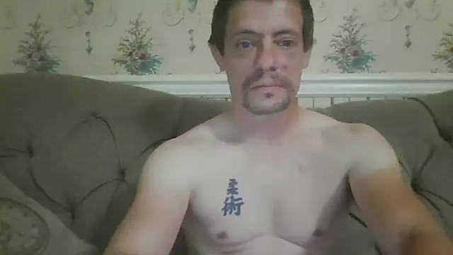 Daddy Smallz xxx online show from June 15, 2026, 1:17 am