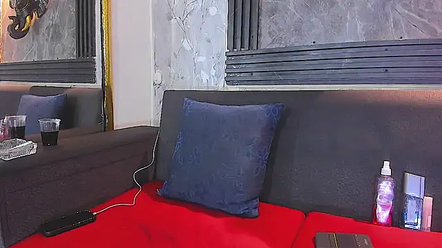 Snapshot of Brianhot0F chatting on July 8, 2026, 11:44 am Brianhot0F online show from July 8, 2026, 11:44 am