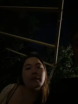 qianduoduo521 online show from July 13, 2026, 3:22 pm