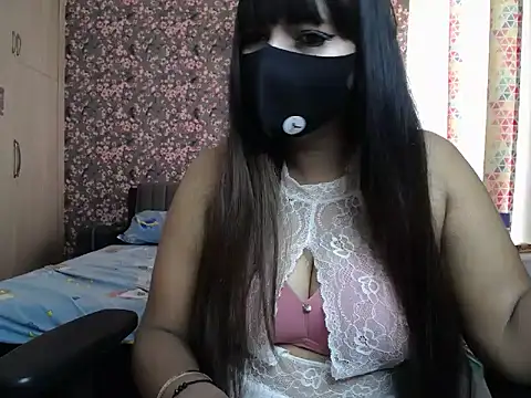 Snapshot of Goddess_Ruhii chatting on June 16, 2026, 10:37 am Goddess Ruhii online show from June 16, 2026, 10:37 am