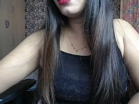 Snapshot of Goddess_Ruhii chatting on June 19, 2026, 6:58 pm Goddess Ruhii online show from June 19, 2026, 6:58 pm