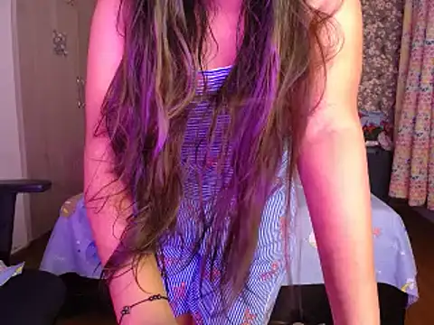 Snapshot of Goddess_Ruhii chatting on July 13, 2026, 6:40 pm Goddess Ruhii online show from July 13, 2026, 6:40 pm