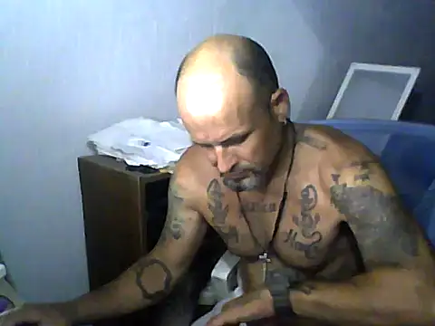 Snapshot of SlickDickyadown chatting on June 18, 2026, 3:16 am SlickDickyadown online show from June 18, 2026, 3:16 am