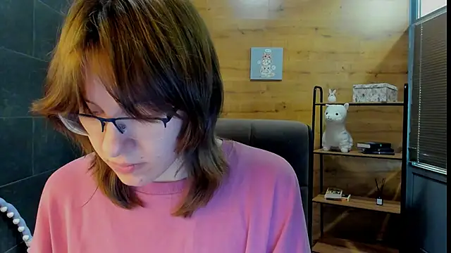 Snapshot of KristennMartin chatting on June 12, 2026, 11:08 am KristennMartin online show from June 12, 2026, 11:08 am