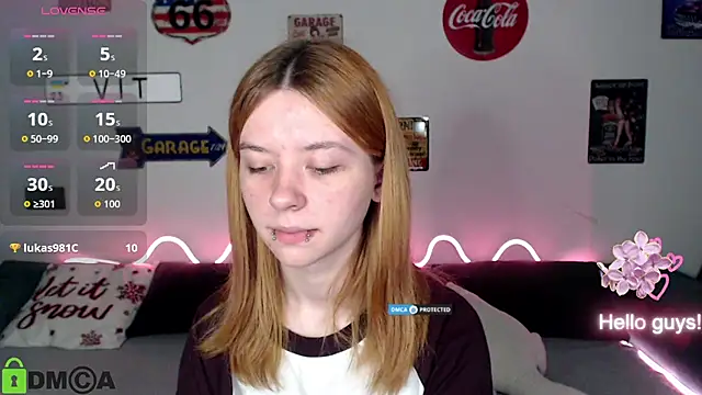 Snapshot of CarolInWonderland chatting on June 11, 2026, 6:43 am CarolInWonderland online show from June 11, 2026, 6:43 am